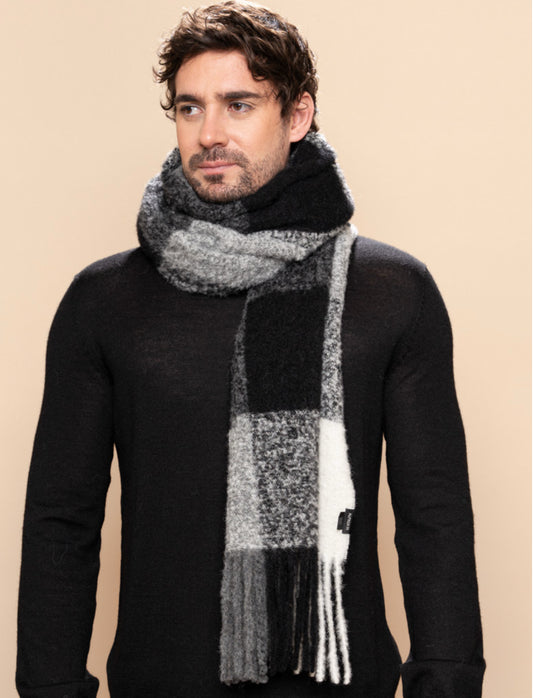 CLASSIC PLAID CHUNCKY SCARF - BLACK, GREY & WHITE